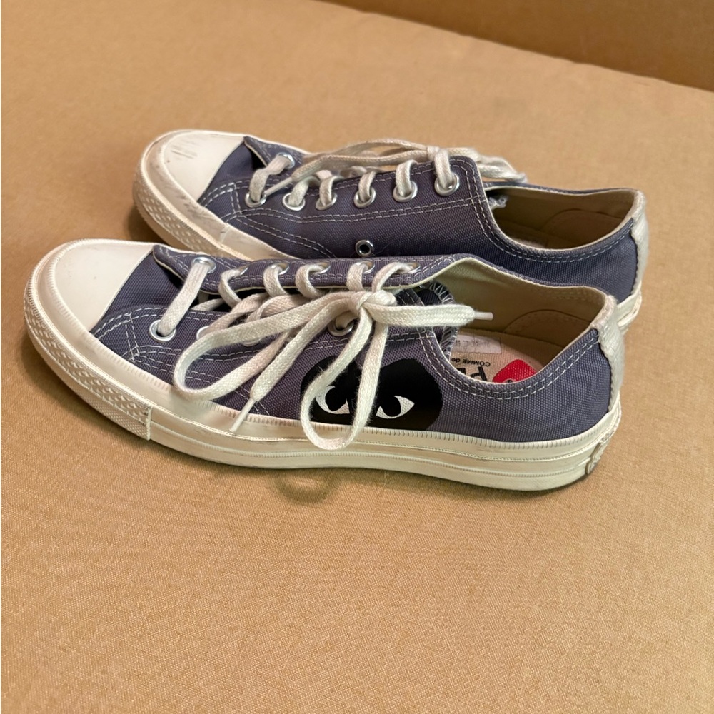 Comme des Garcons PLAY Gray and Black Sneakers Classic Low-Top Design